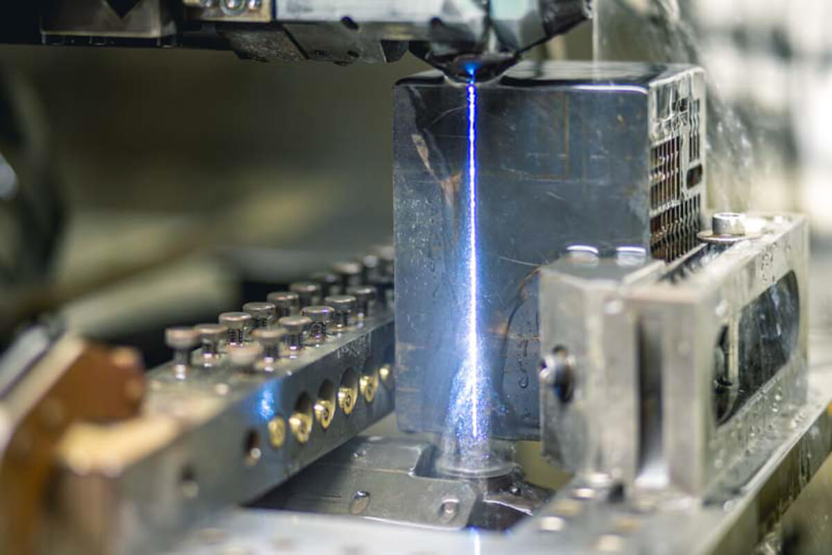 edm, electric discharge machining, die sinking, precision manufacturing